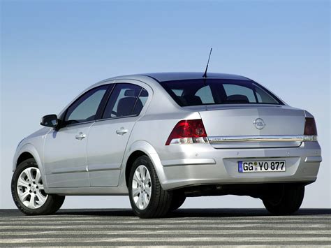 Opel Astra Sedan