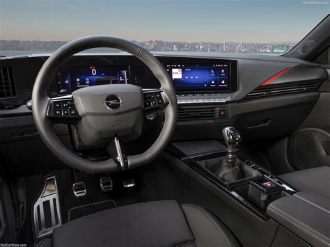 Opel Astra Sedan Interior