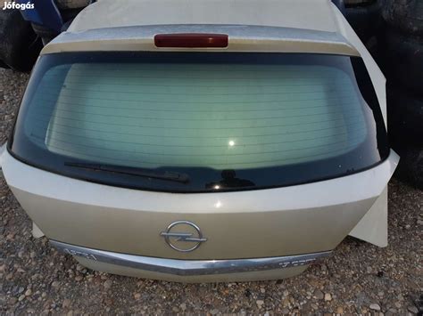 Opel Astra ajtó javítása