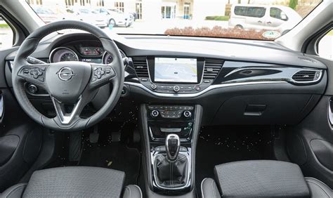 Opel Astra alkatrészek