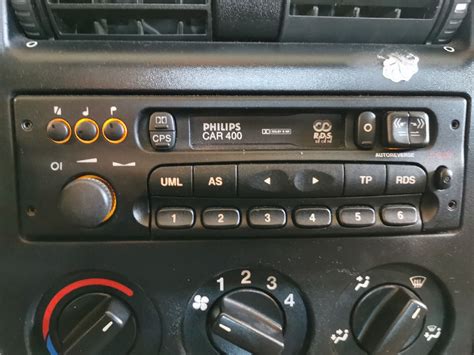 Opel Astra rádió