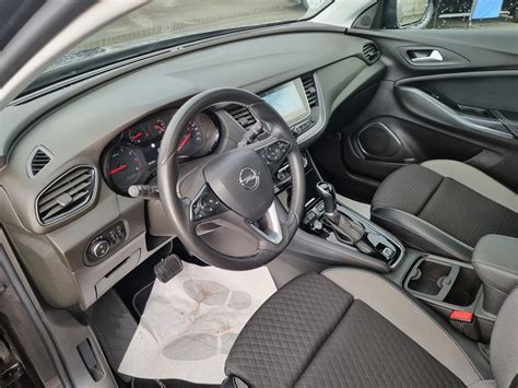 Opel Grandland X Belső Tér