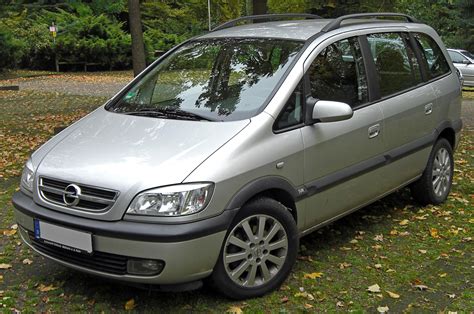Opel Zafira A műszerfal