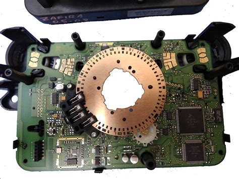 Opel Zafira CIM modul