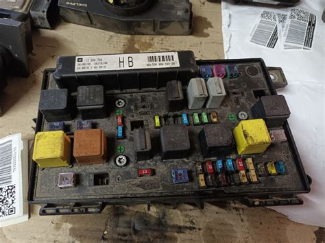 Opel Zafira biztosítéktábla