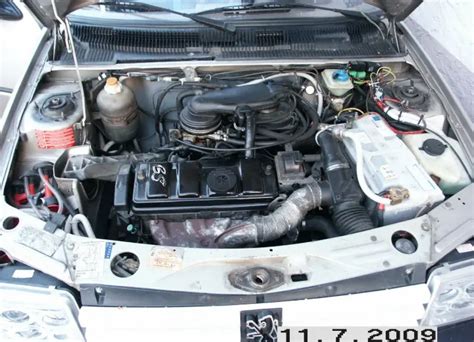 Peugeot 205 motor alkatrészek