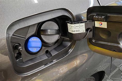 Peugeot AdBlue tartály