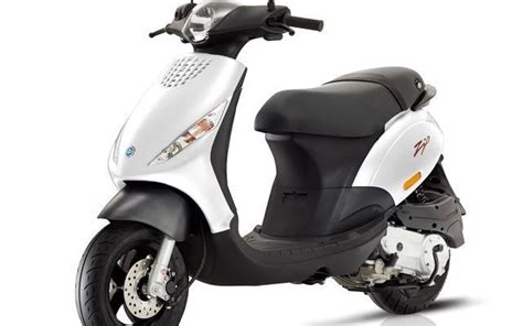 Piaggio Zip 50 kipufogó