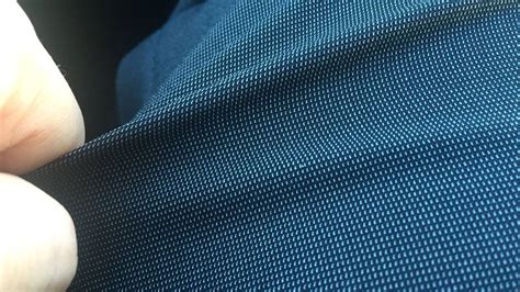 Poliészter kárpitos anyag