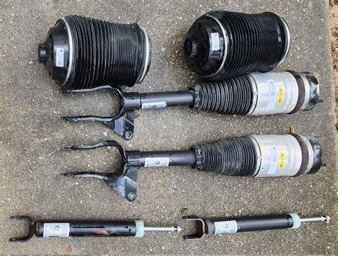 Quadra-Lift légrugózás