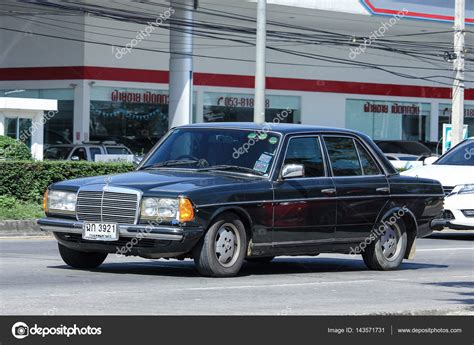 Régi Mercedes autó