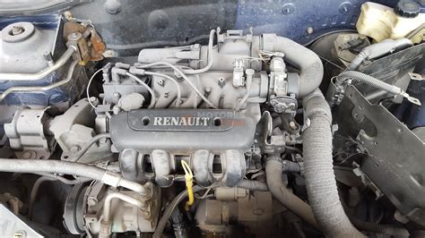 Renault Clio II motor