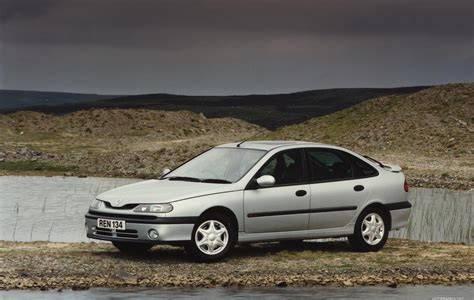 Renault Laguna 1