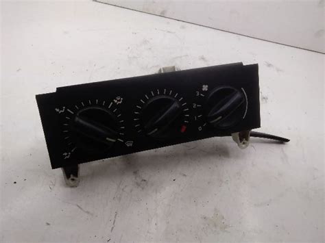 Renault Megane 2 fűtéskapcsoló