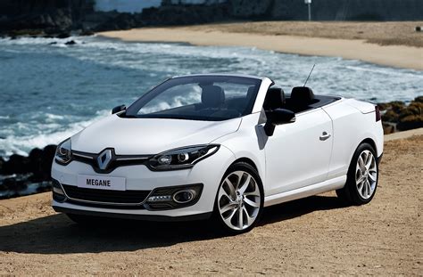 Renault Megane Coupe Cabrio biztosítéktábla elhelyezkedése