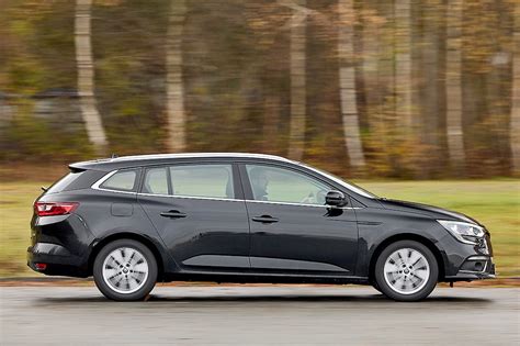 Renault Megane Grandtour tetőcsomagtartóval