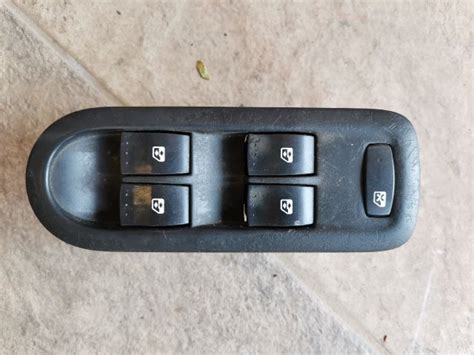 Renault Scenic II ablakemelő kapcsoló