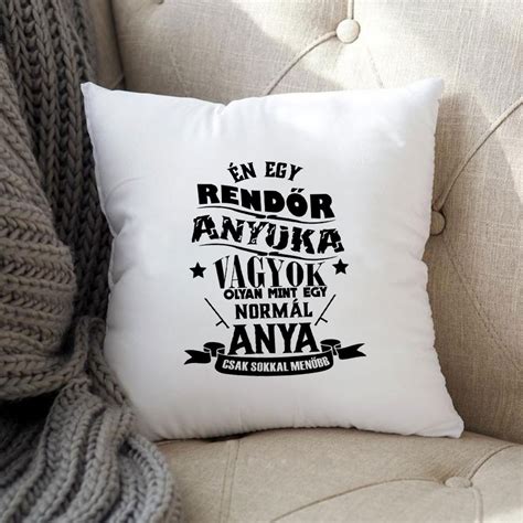 Rendőr anyuka párna