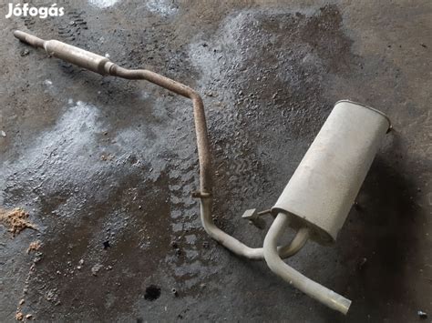 Retro autó kipufogó rendszere