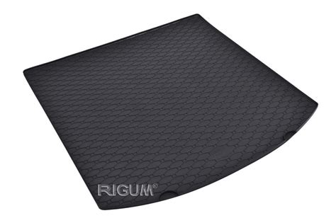 Rigum csomagtértálca