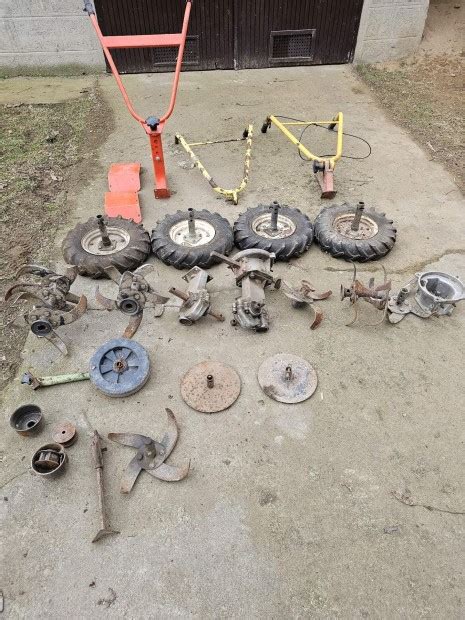 Rotációs kapa alkatrészek