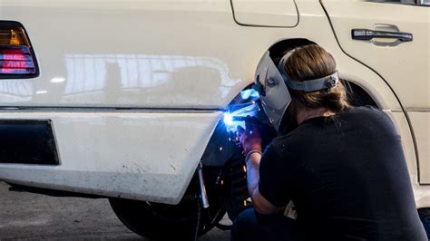 Rozsdafoltok az autón