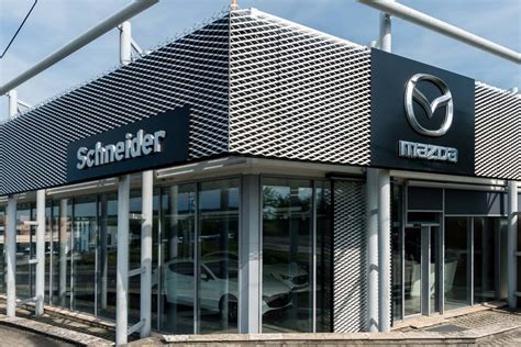 Schneider Autóház Mazda Szalon