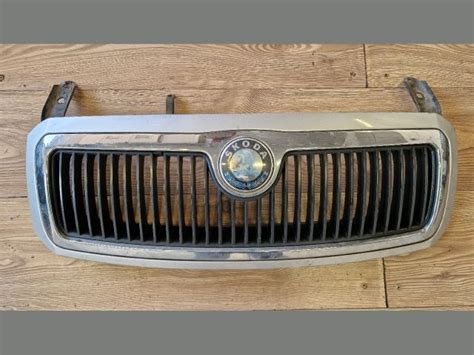 Skoda Fabia 2 hűtőrács