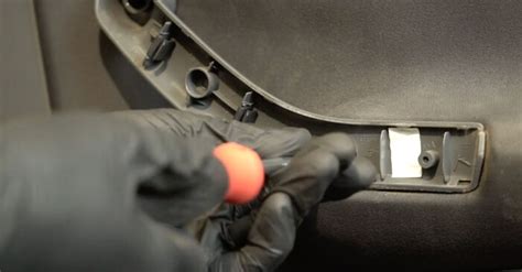 Skoda Fabia ajtózár javítása