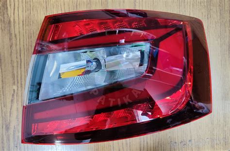 Skoda Octavia 3 Hátsó Lámpa