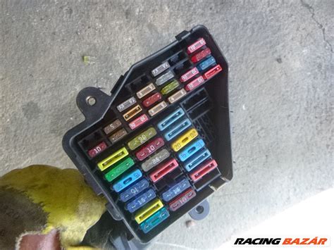 Skoda Octavia MK2 Biztosítéktábla