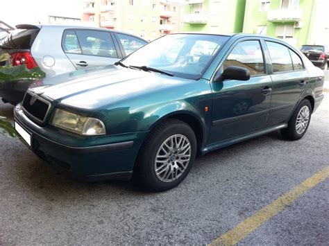 Skoda Octavia SLX 20V