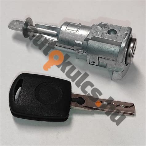 Skoda Octavia ajtózár szerelése