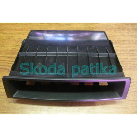 Skoda Octavia kesztyűtartó