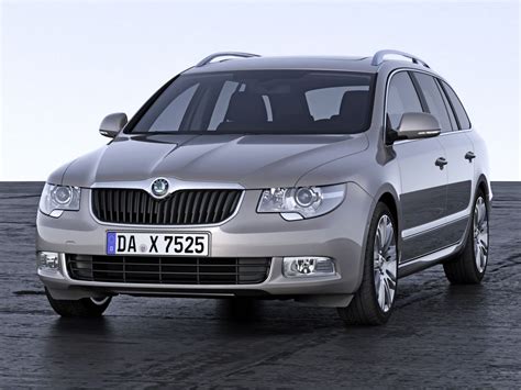 Skoda Superb (2012)