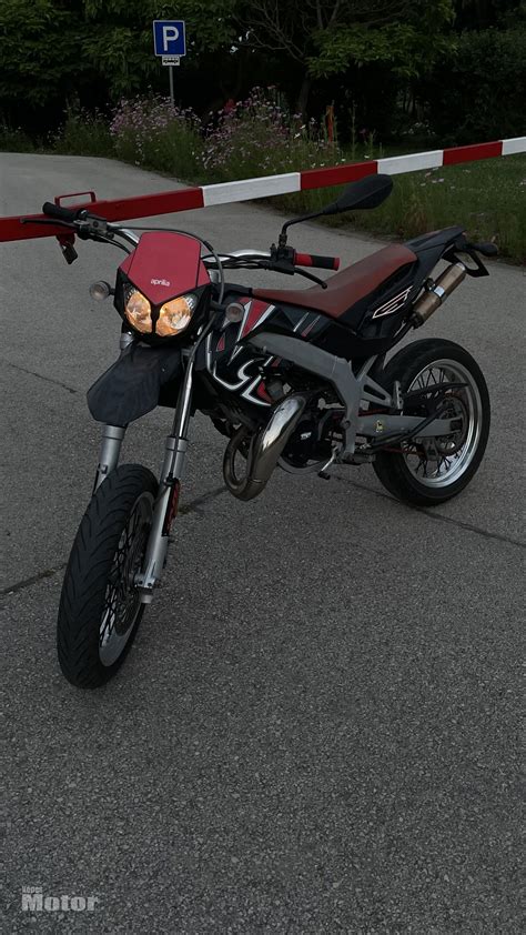 Sportkipufogó motoron