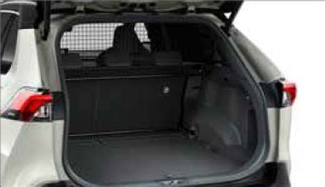 Suzuki Across csomagtér