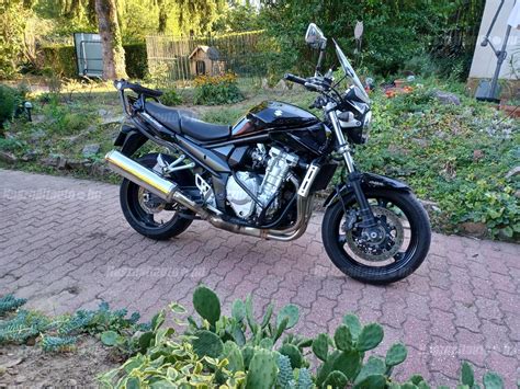 Suzuki Bandit motorkerékpár