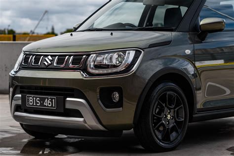 Suzuki Ignis autótakaró ponyvával