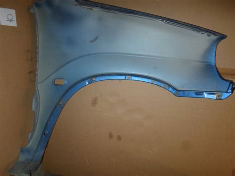 Suzuki Ignis sárvédő