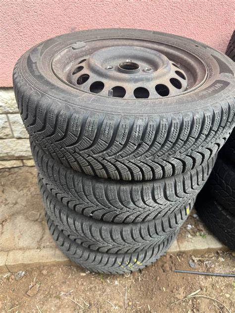 Suzuki Ignis téli gumikkal