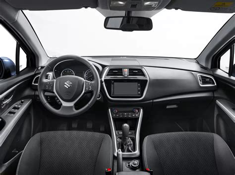 Suzuki S-Cross ülések