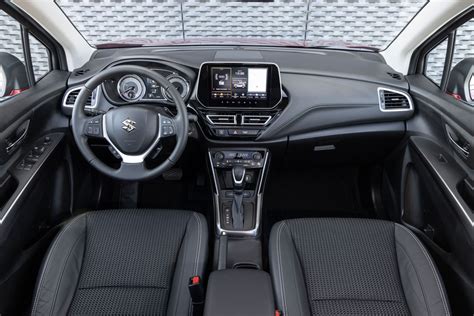 Suzuki S-Cross belső tér