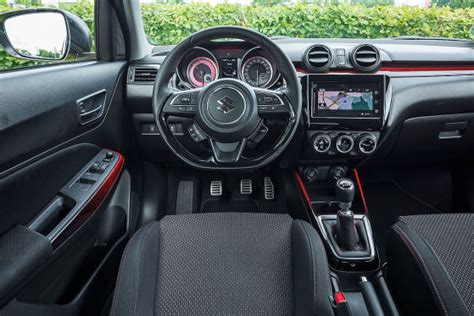 Suzuki Swift Belső
