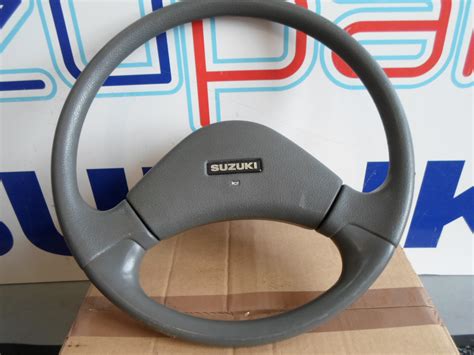 Suzuki Swift kormánykerék