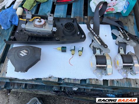 Suzuki Swift légzsák alkatrészek