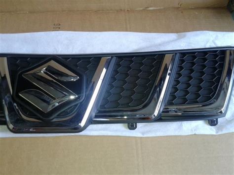 Suzuki Vitara hűtőrács