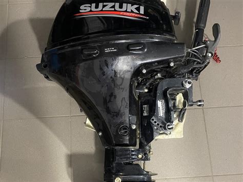 Suzuki csónakmotor