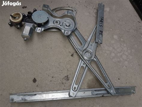 Szétesett ablakemelő szerkezet