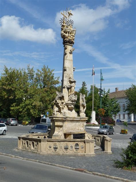 Szentháromság szobor